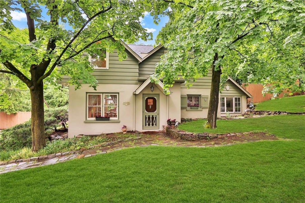 1 of 1 - 11 Louis Avenue, Valley Cottage, NY
