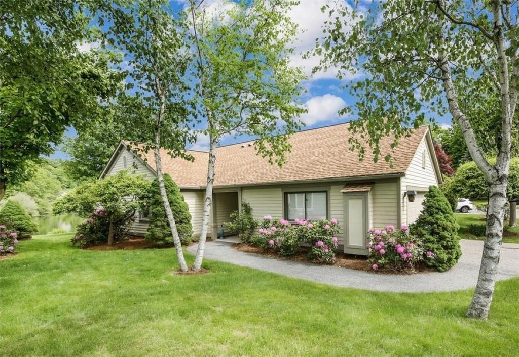 1 of 1 - 675c Heritage Hills, Somers, NY