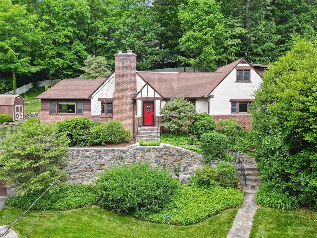 1 of 1 - 320 Sarles Lane, Pleasantville, NY