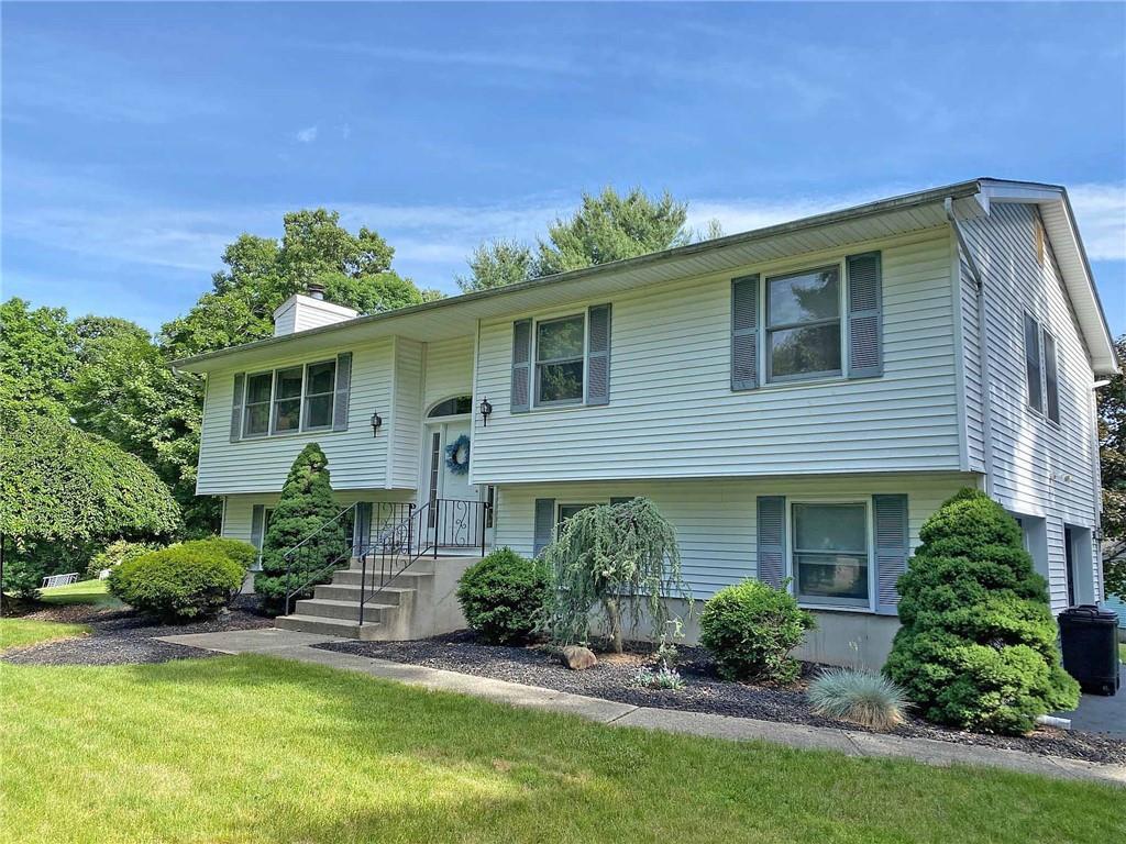 1 of 1 - 5 Hollister Court, Stony Point, NY