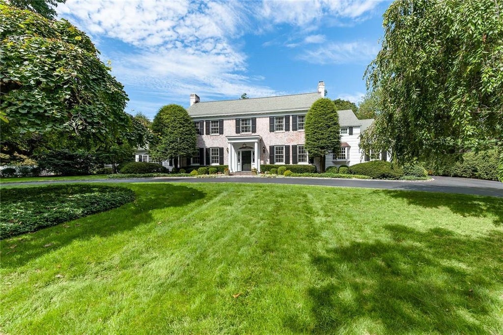 1 of 1 - 5 Boxwood Lane, Rye, NY