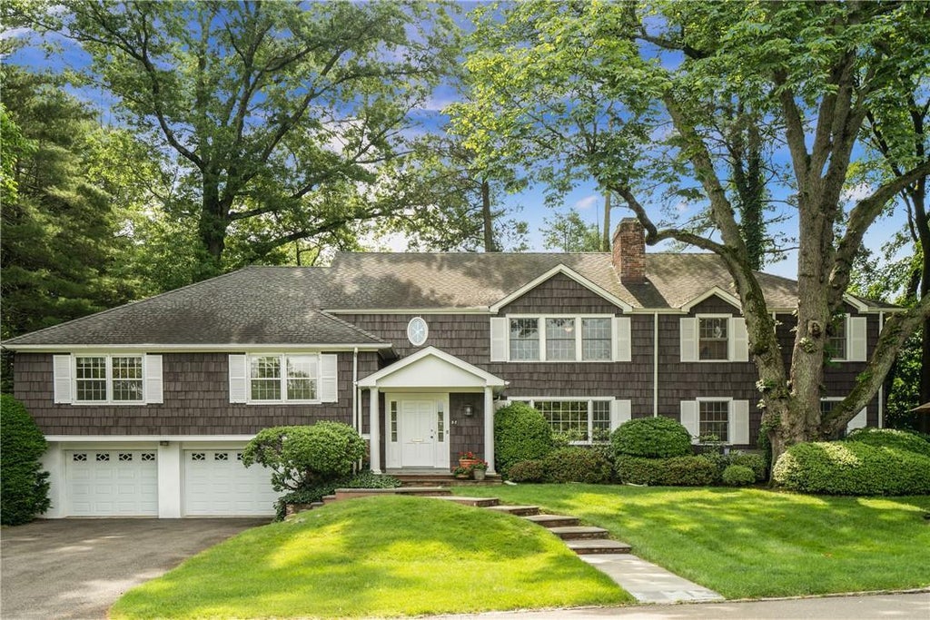 1 of 1 - 52 Hampton Road, Scarsdale, NY