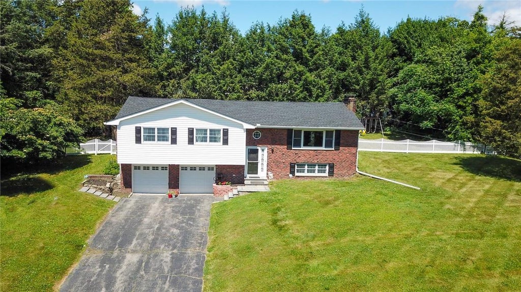1 of 1 - 44 Skyview Drive, Poughkeepsie, NY