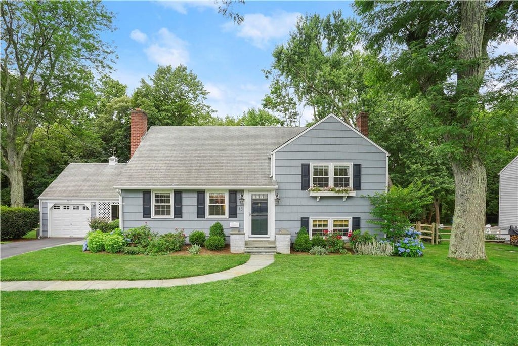 1 of 1 - 13 Barrett Lane, Port Chester, NY
