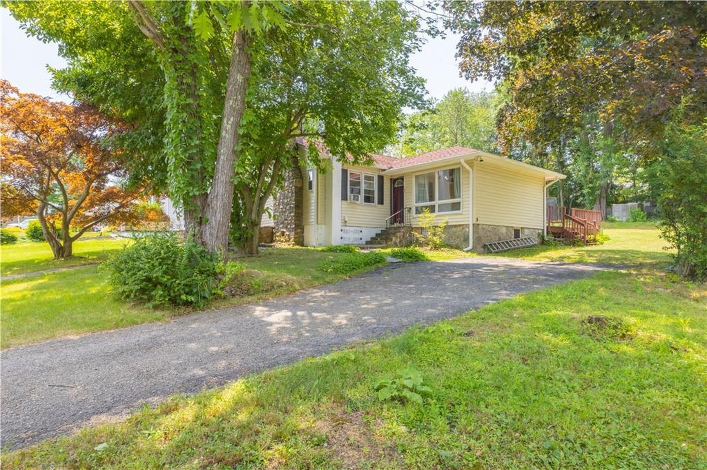 1 of 1 - 3413 Shelley St., Mohegan Lake, NY