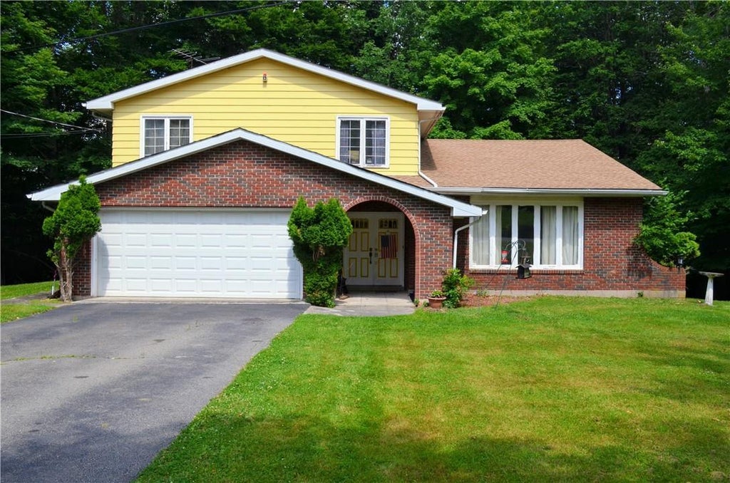 1 of 1 - 180 Post Hill Road, Mountain Dale, NY