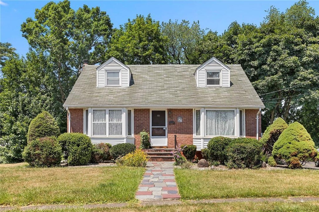 1 of 1 - 22 Memorial Drive, Newburgh, NY