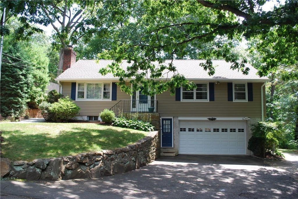 1 of 1 - 7 Freedom Road, White Plains, NY