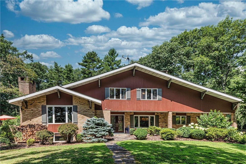 1 of 1 - 311 Hillside Court, Kingston, NY