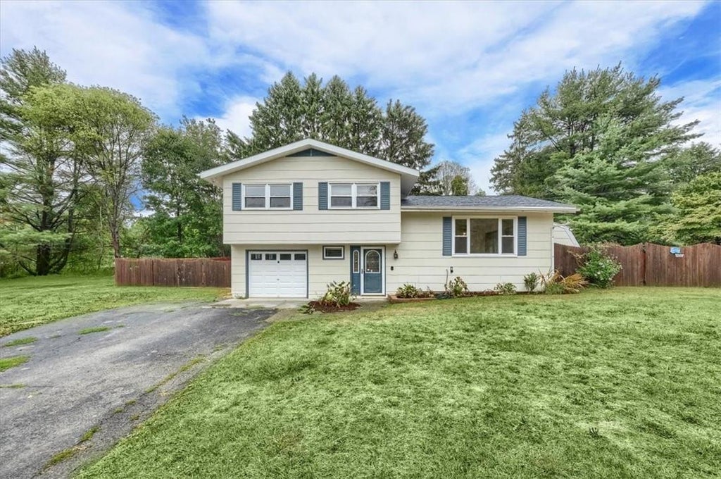 1 of 1 - 10 Mcallister Drive, Pleasant Valley, NY