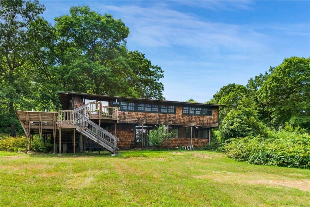 1 of 1 - 14 Howland Drive, Cross River, NY