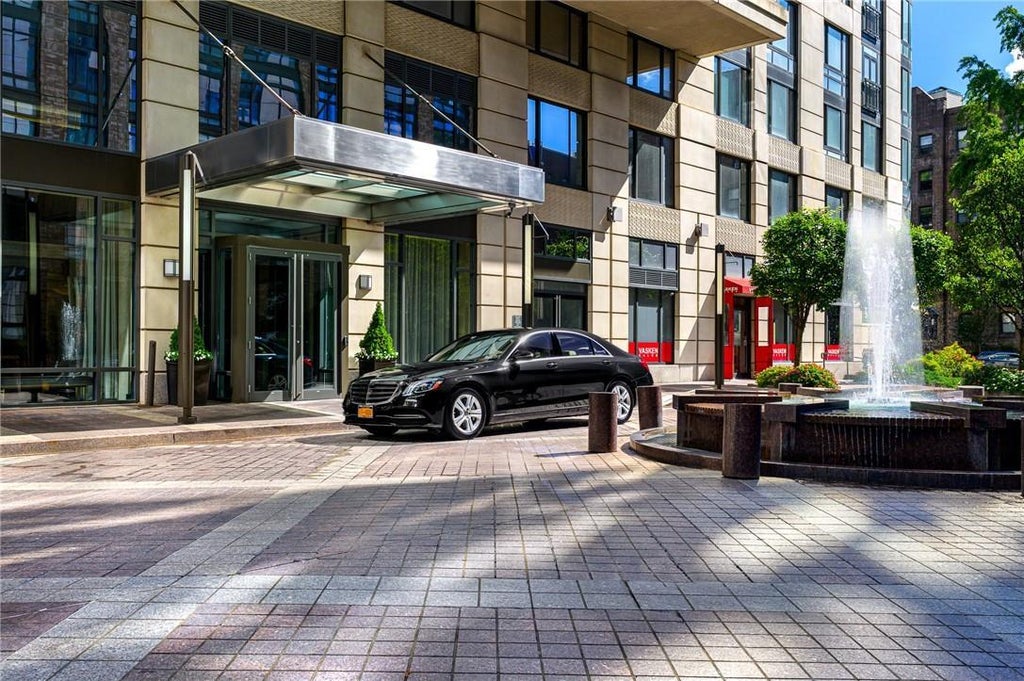 1 of 1 - 10 City Place # 17b, White Plains, NY