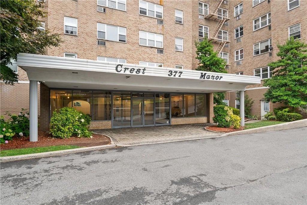 1 of 1 - 377 Broadway # 725, Yonkers, NY