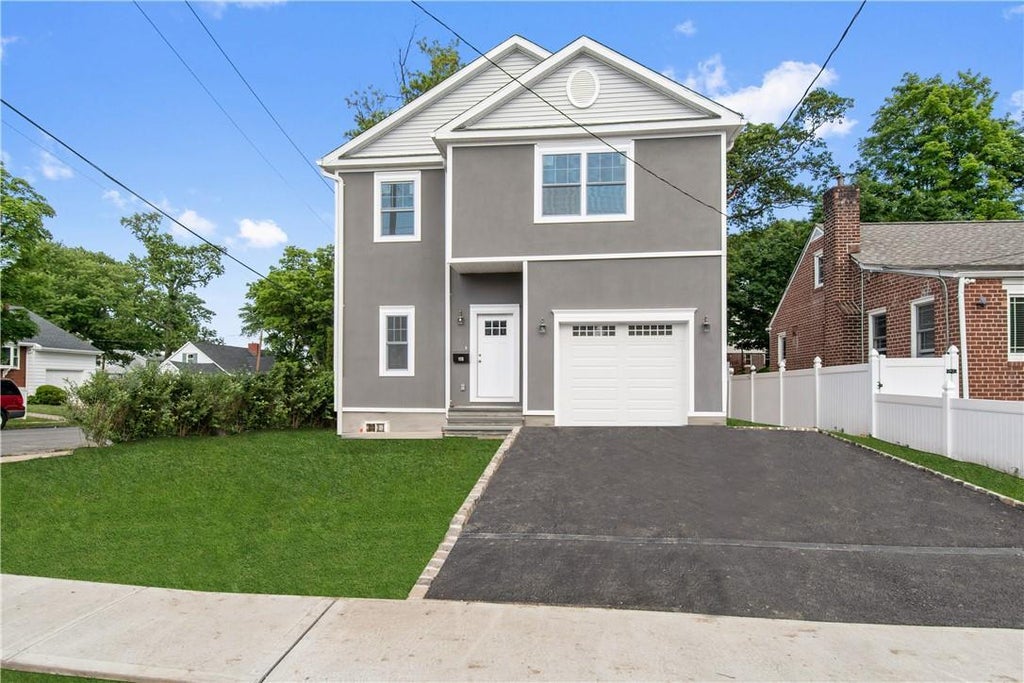 1 of 1 - 172 Van Cortlandt Park Avenue, Yonkers, NY