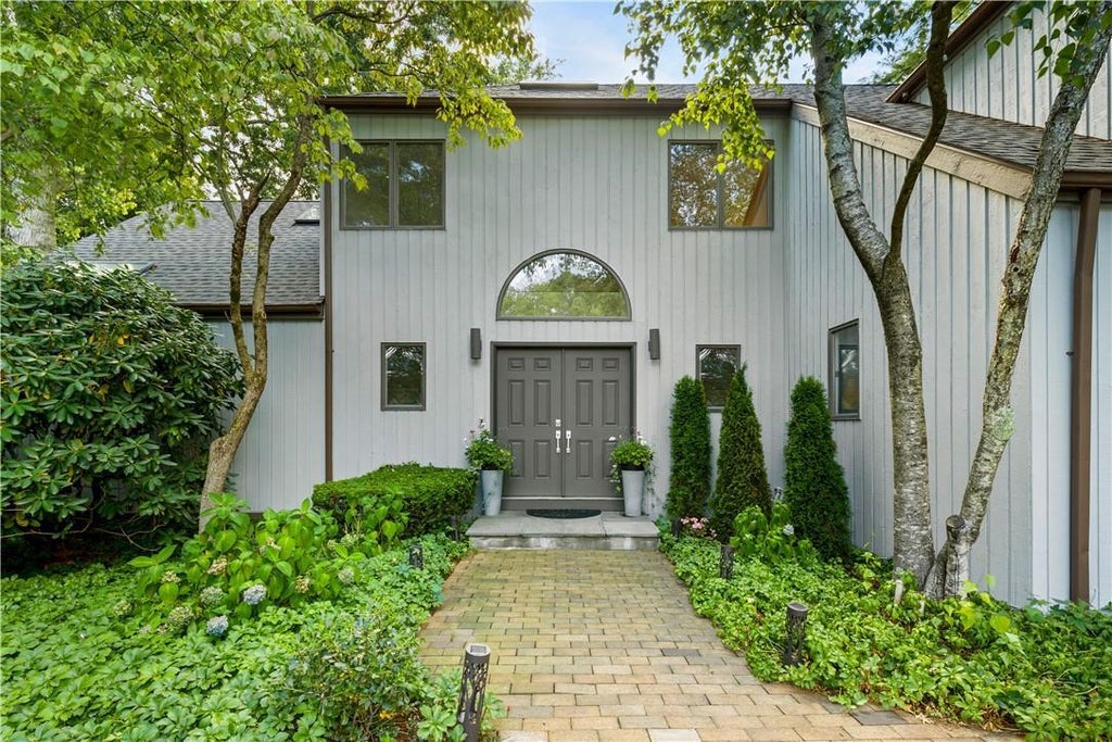 1 of 1 - 7 Pepperidge Lane, White Plains, NY
