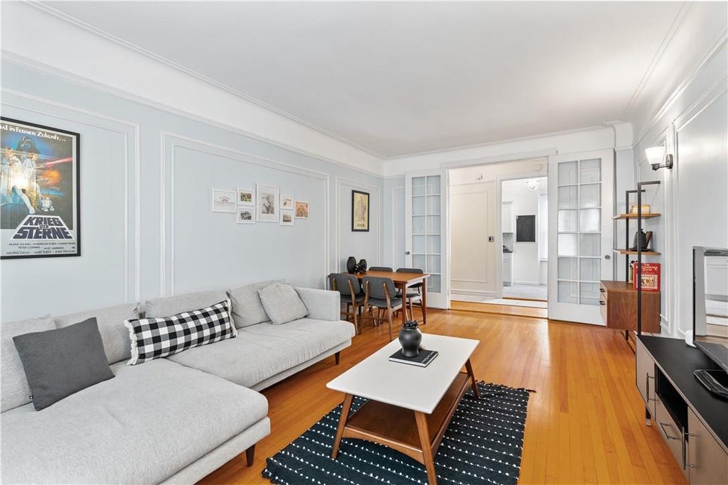 1 of 1 - 31 Pondfield Road 69, Bronxville, NY