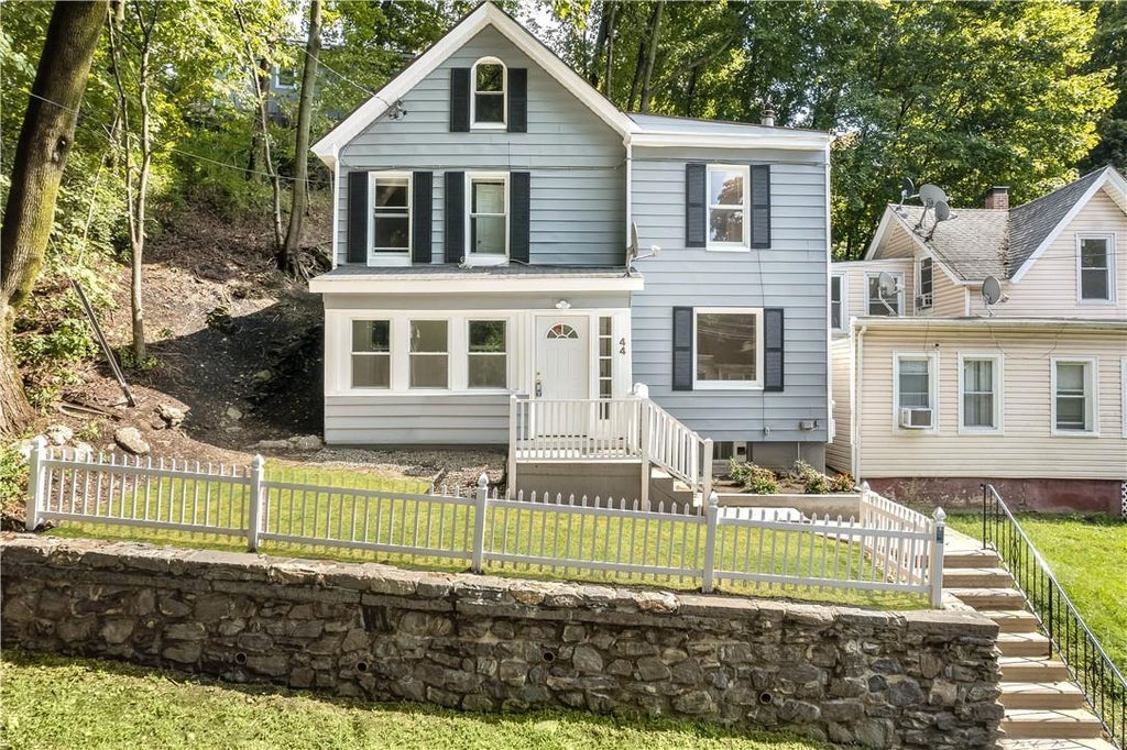 1 of 1 - 44 Broadway, Ossining, NY