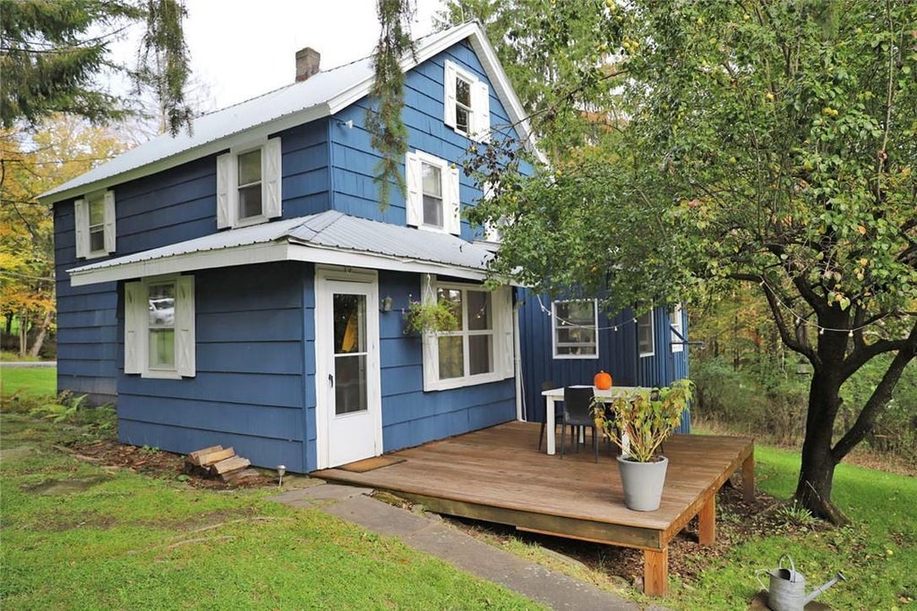 1 of 1 - 511 Hessinger Lare Road, Jeffersonville, NY
