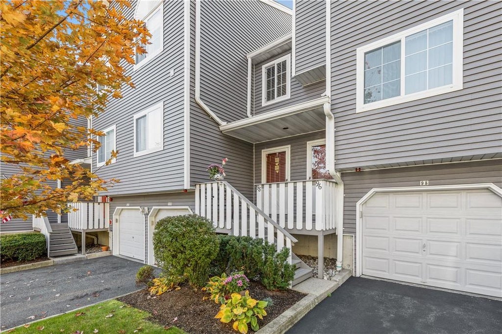 1 of 1 - 98 Eagle Ridge Way, Nanuet, NY