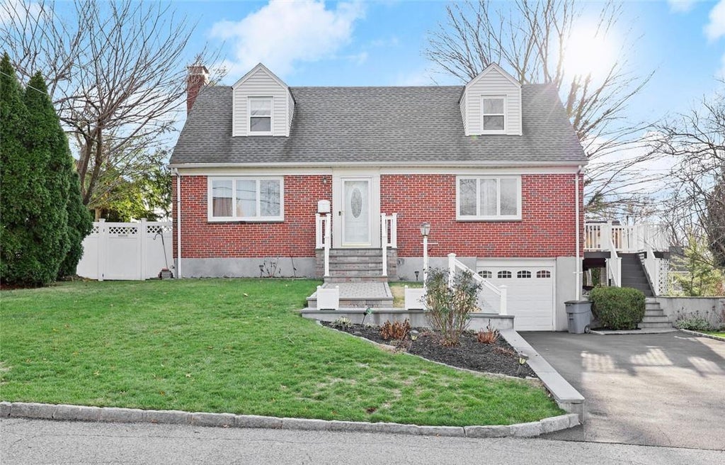 1 of 1 - 72 Monrovia Boulevard, Tuckahoe, NY