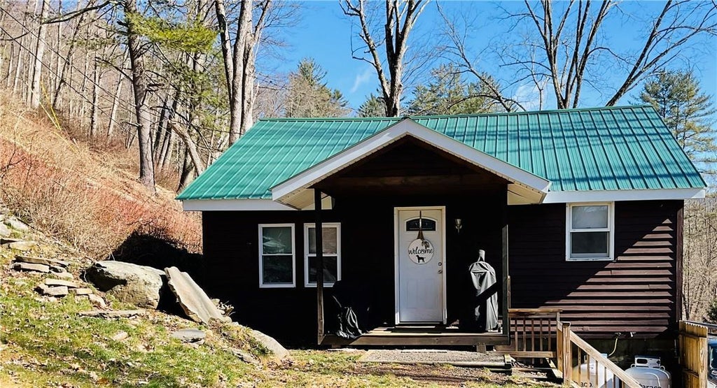 1 of 1 - 413 Sundown Road, Grahamsville, NY