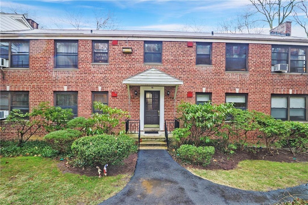 1 of 1 - 50 Rockledge Road 2b, Hartsdale, NY
