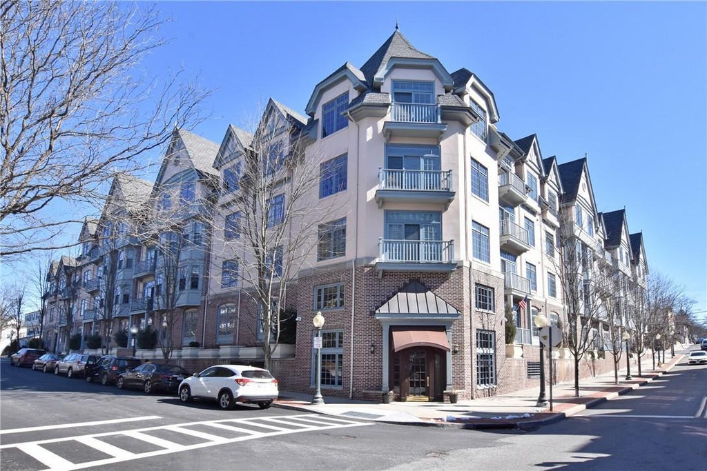1 of 1 - 55 1st St. # 313, Pelham, NY