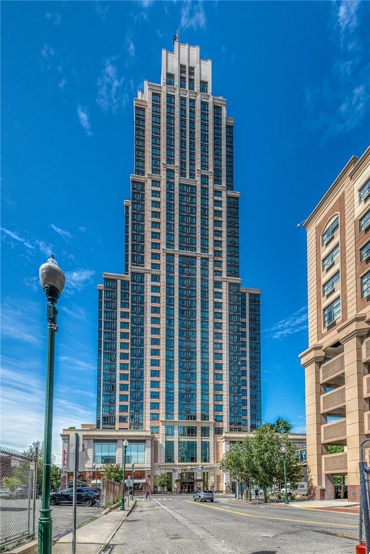 1 of 1 - 175 Huguenot St. # 1703, New Rochelle, NY