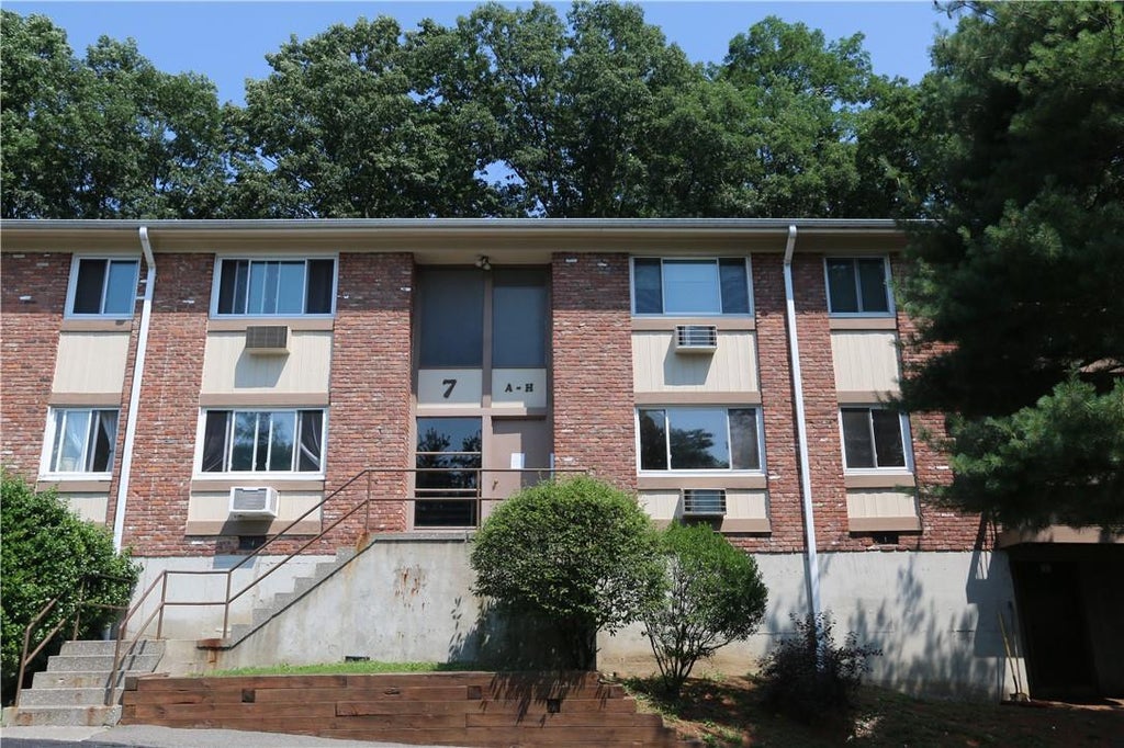 1 of 1 - 7 James St. # D, Peekskill, NY