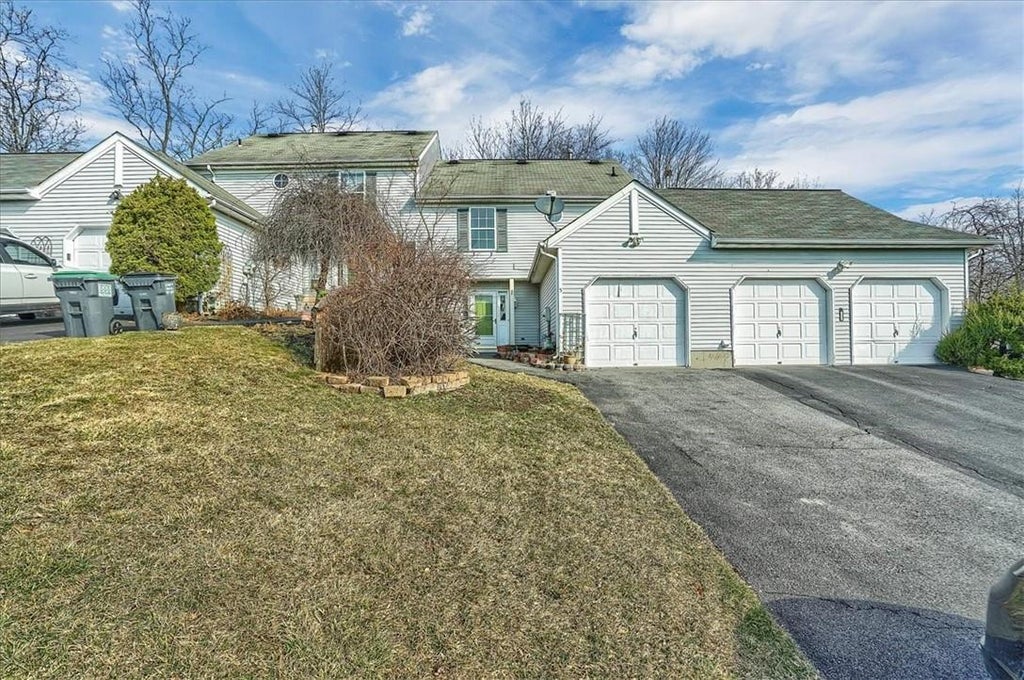 1 of 1 - 5 Larch Court, Highland Mills, NY
