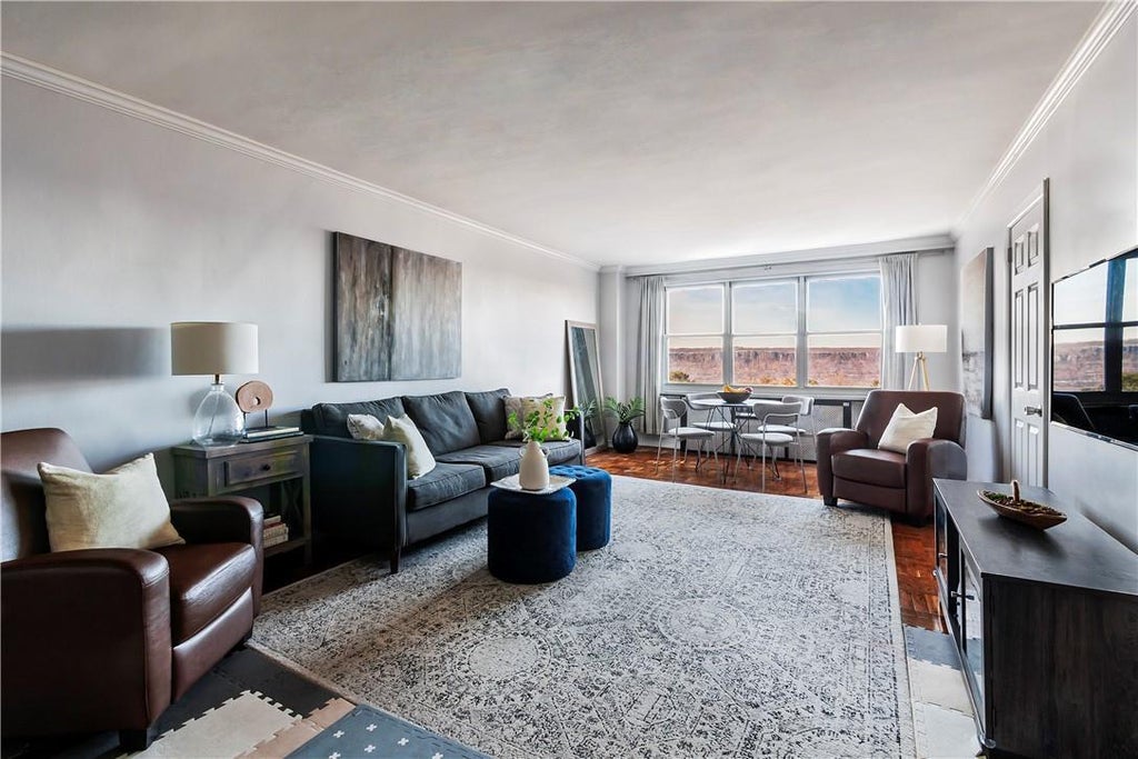 1 of 1 - 3935 Blackstone Avenue # 9a, Bronx, NY