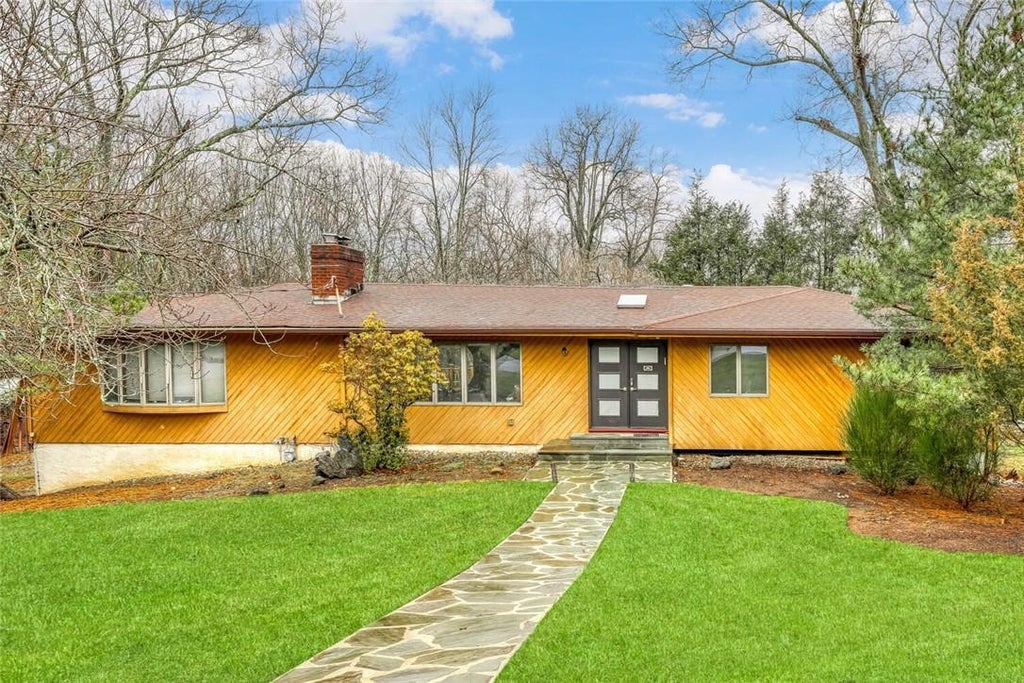 1 of 1 - 14 Hillside Court, Suffern, NY