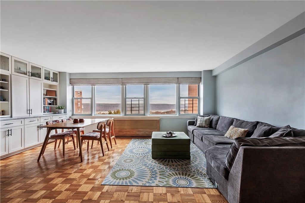 1 of 1 - 4525 Henry Hudson Parkway # 903, Bronx, NY