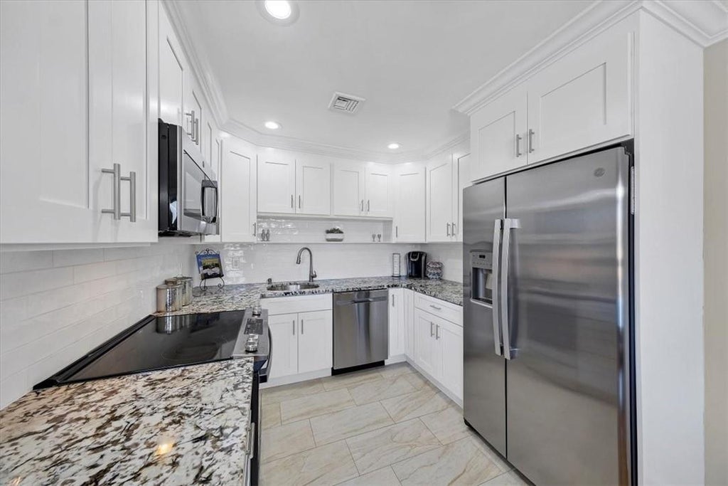1 of 1 - 69 B Independence Court, Yorktown Heights, NY