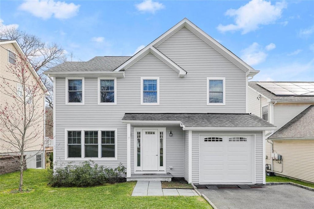 1 of 1 - 7 Woodale Place, White Plains, NY