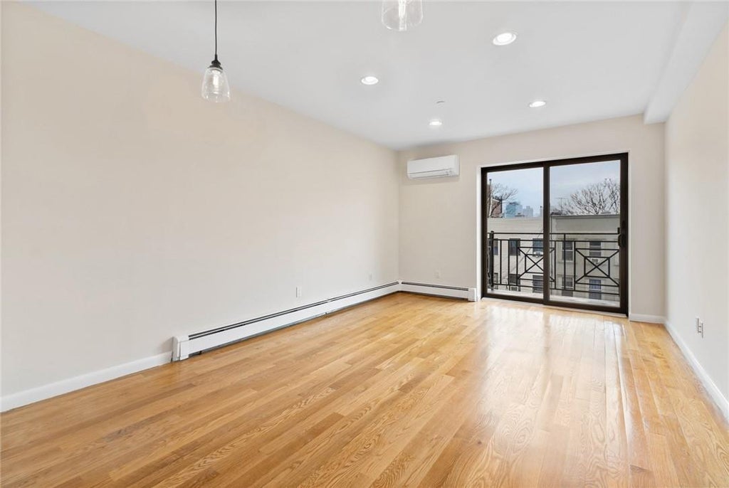 1 of 1 - 2547 23rd St. # 4f, Astoria, NY