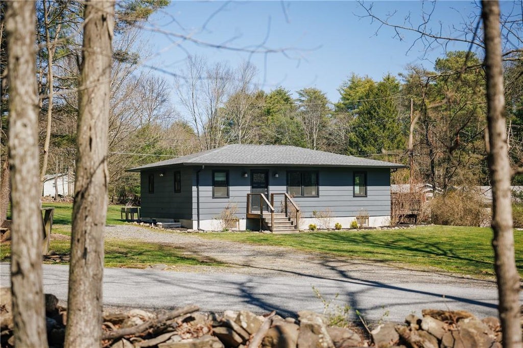 1 of 1 - 409 Schwabie Turnpike, Kerhonkson, NY