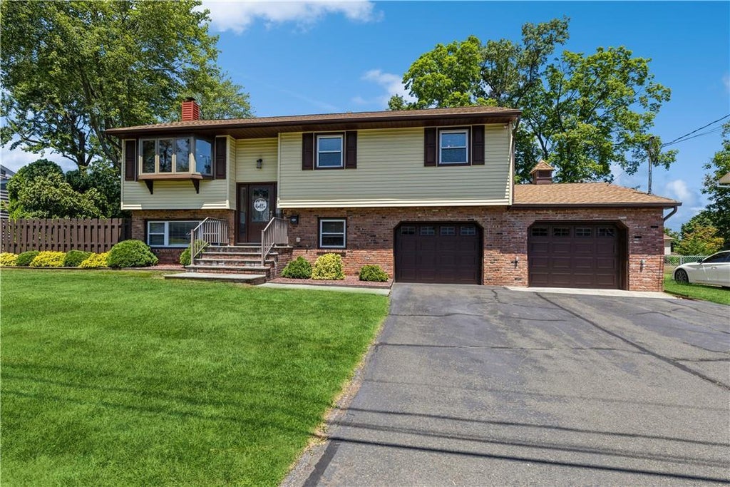 1 of 1 - 18 Centennial Drive, Garnerville, NY
