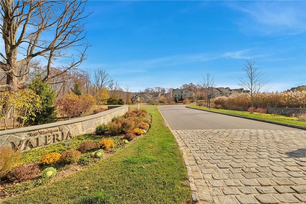 1 of 1 - 37 Bonham Lane, Cortlandt Manor, NY
