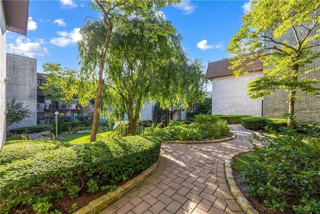 1 of 1 - 89 Broadway # 113, White Plains, NY
