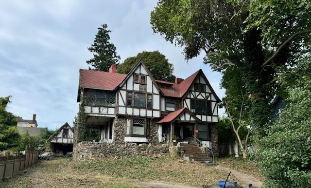 181 Farragut Circle, New Rochelle