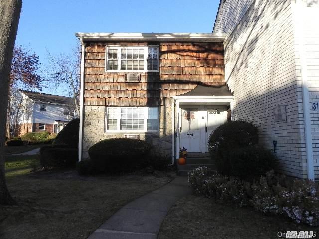 1 of 1 - 3113 Wilshire Lane, Oakdale, NY