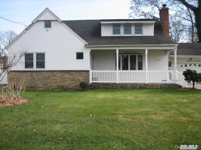 1 of 1 - 1942 Park Avenue, East Meadow, NY