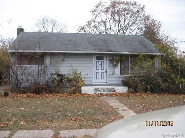 1 of 1 - 29 Silverpine Drive, Amityville, NY