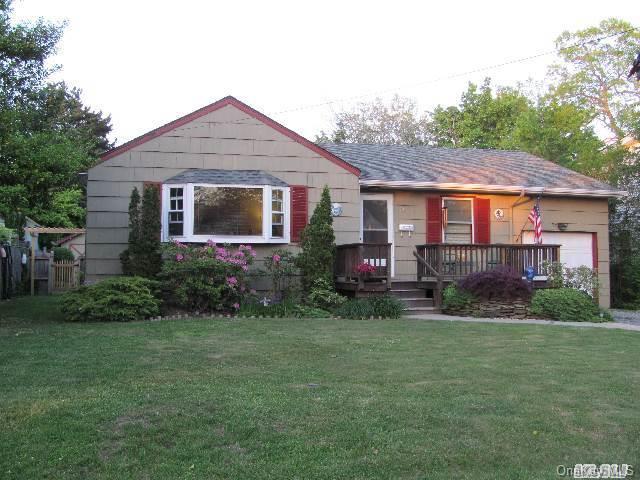 1 of 1 - 277 West Avenue, Patchogue, NY
