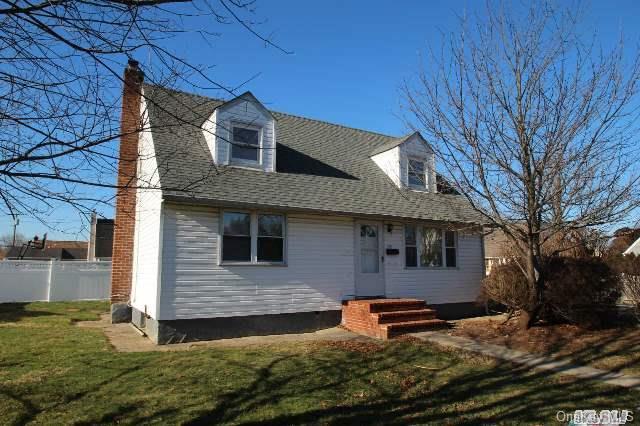 1 of 1 - 168 Merritts Road, Farmingdale, NY
