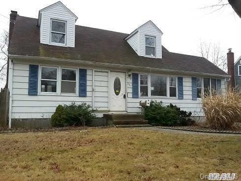 1 of 1 - 237 Schoenfeld Boulevard, Patchogue, NY