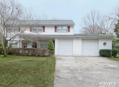1 of 1 - 67 Half Hollow Road, Commack, NY