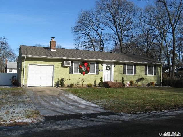 1 of 1 - 1165 Jefferson Avenue, West Islip, NY