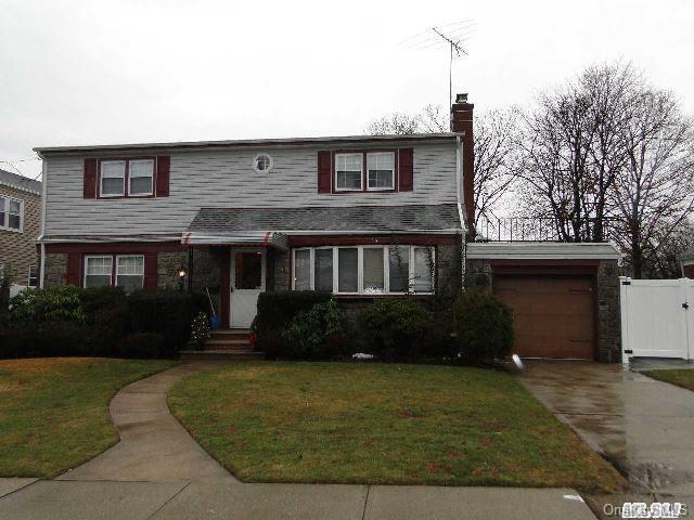 1 of 1 - 155 Caroline Avenue, Garden City, NY